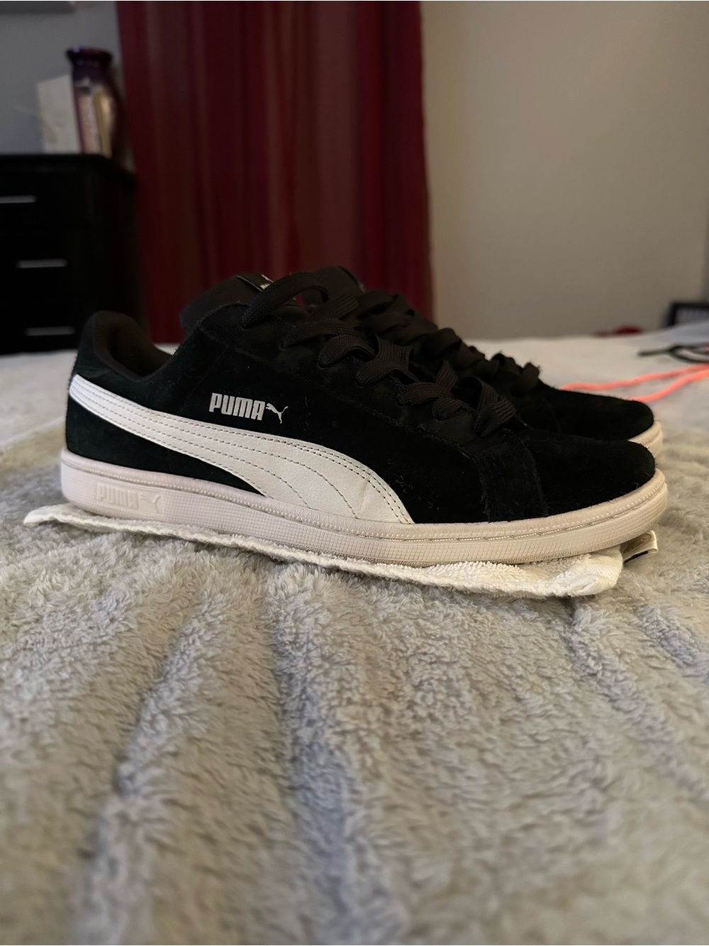 Puma Shoes Men's Size 9 Black White Classic Suede Sneakers - Picture 9 of 10